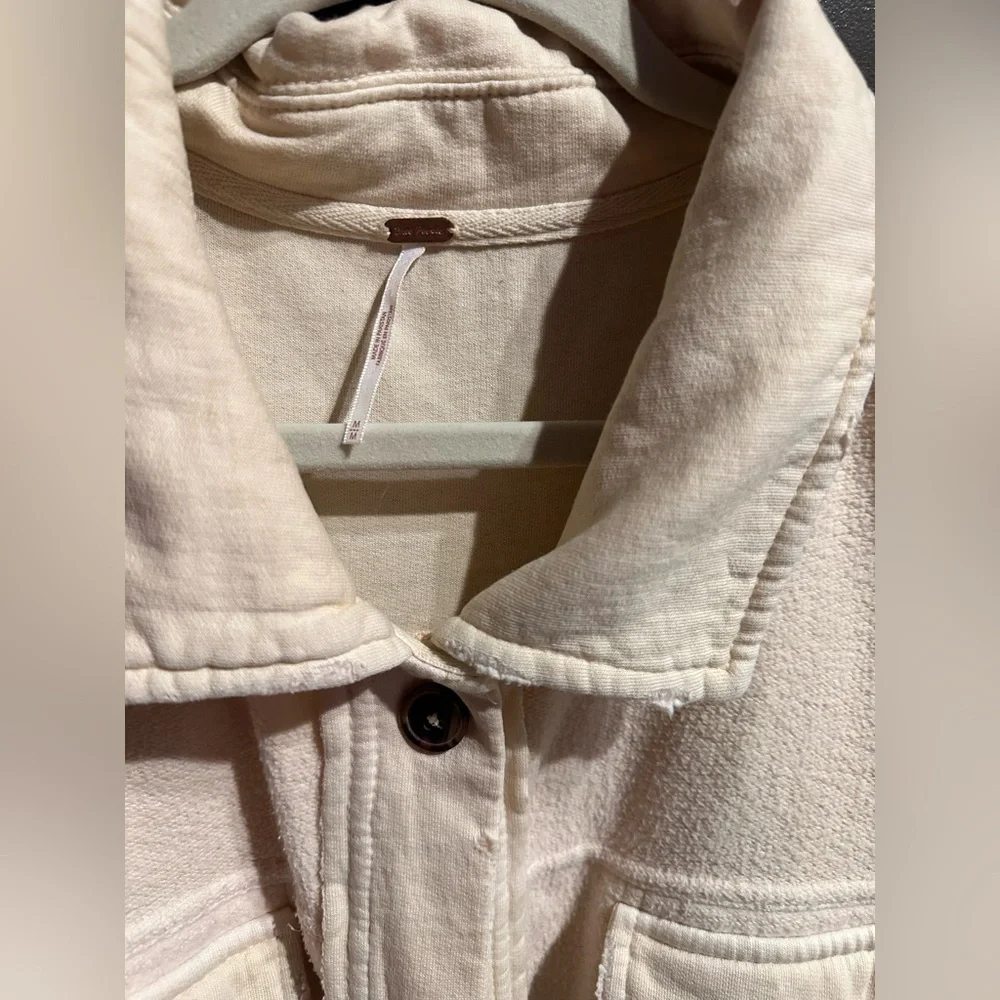 Free People Tan Peach Ruby Utility Shacket Size Medium Oversided Patch Elbows - Picture 4 of 6